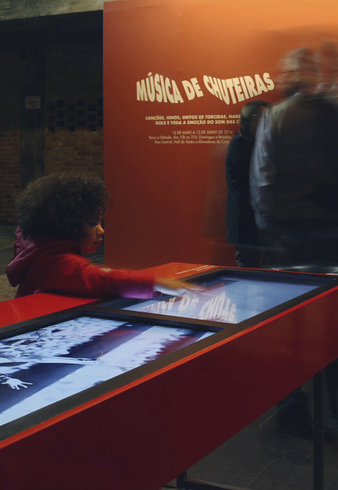 48-ps2site_musica_chuteiras_05